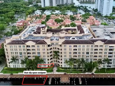 3001 NE 185th St #113, Aventura, FL 33180