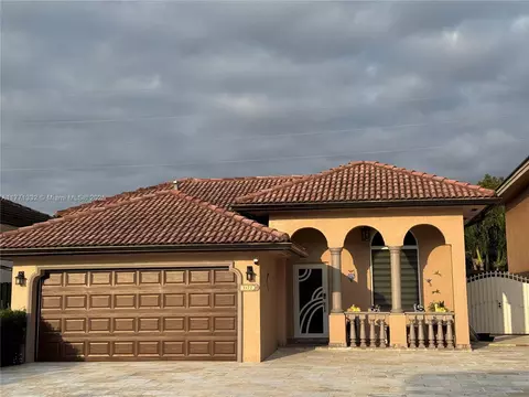 3472 SW 156th Ct, Miami, FL 33185