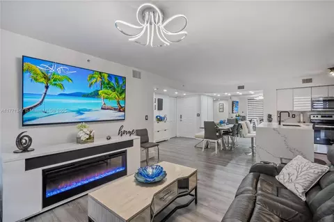 2113 Renaissance Blvd #105, Miramar, FL 33025