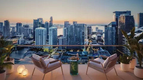690 SW 1 Ave #3802, Miami, FL 33130