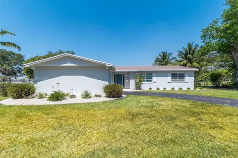 9941 SW 101st St, Miami, FL 33176