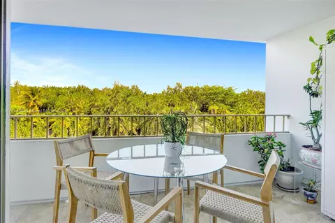 155 Ocean Lane Dr #310, Key Biscayne, FL 33149
