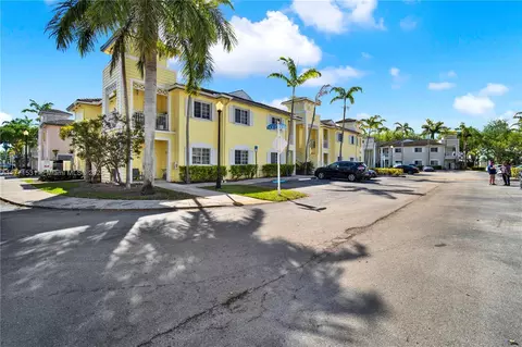 373 NE 25th Pl #202, Homestead, FL 33033