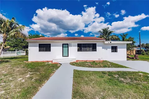 14555 NW 6th Ave, Miami, FL 33168