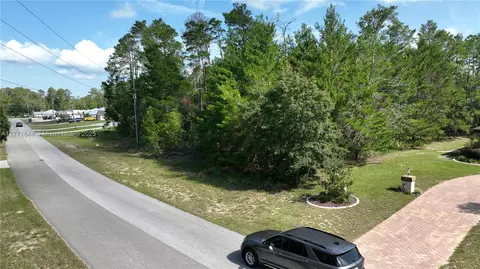 40 Village Center Dr, Homosassa Springs, FL 34446