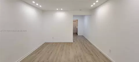 6930 Byron Ave #106, Miami Beach, FL 33141