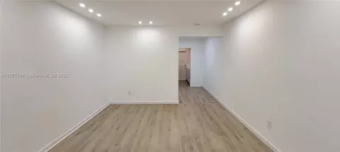 6930 Byron Ave #106, Miami Beach, FL 33141