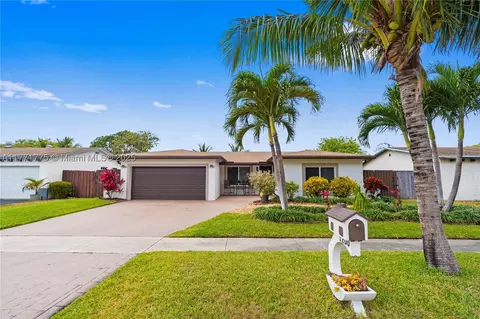 1200 NW 92nd Ave, Pembroke Pines, FL 33024
