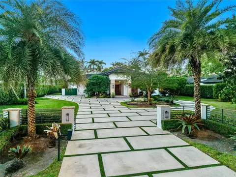 6840 SW 82nd Ave, Miami, FL 33143