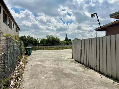 Exterior - 1940 Ali Baba Ave, Opa Locka, FL 33054 photo 6 of 7