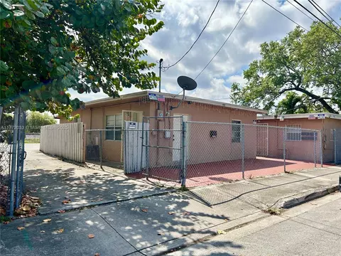 Exterior - 1940 Ali Baba Ave, Opa Locka, FL 33054 photo 4 of 7