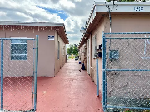 Exterior - 1940 Ali Baba Ave, Opa Locka, FL 33054 photo 1 of 7