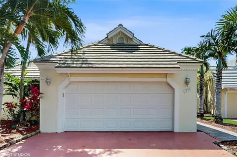 9942 NW 49th Ter, Doral, FL 33178
