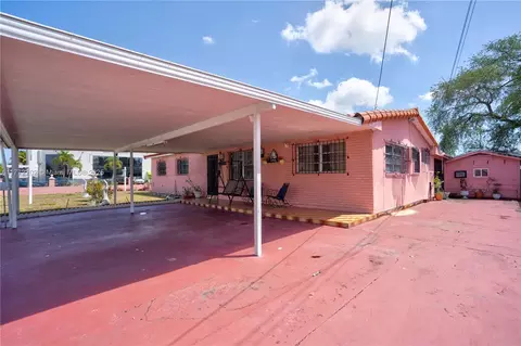 Exterior - 390 E 44th St, Hialeah, FL 33013 photo 8 of 9
