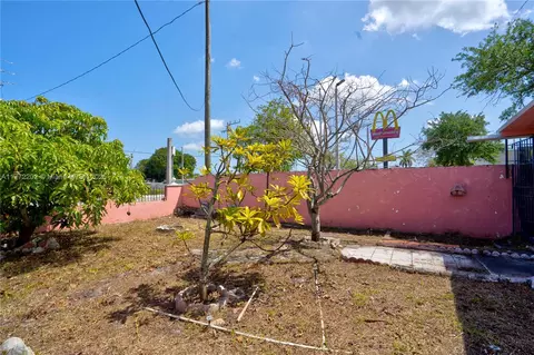 Exterior - 390 E 44th St, Hialeah, FL 33013 photo 4 of 9