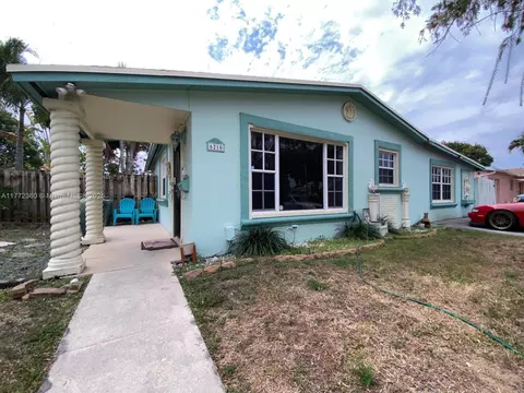 6210 NW 17th St, Sunrise, FL 33313