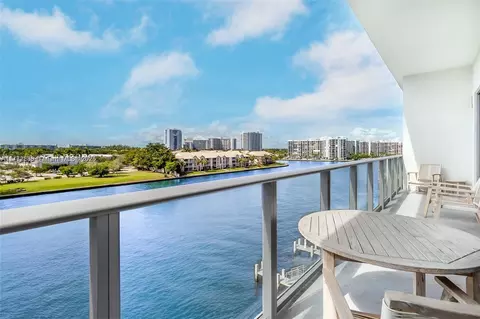 4010 S Ocean Dr #R406, Hollywood, FL 33019