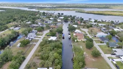 28450 Sabal Palm Dr, Punta Gorda, FL 33982