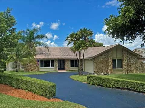 308 NW 108th Ave, Coral Springs, FL 33071