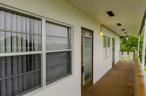 251 Mansfield F #251F, Boca Raton, FL 33434