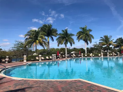 19370 Collins Ave #326, Sunny Isles Beach, FL 33160