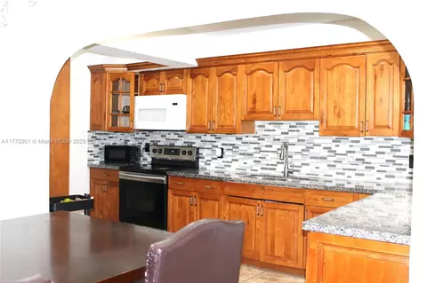 Kitchen - 685 SE 9th Ave, Hialeah, FL 33010 photo 2 of 3