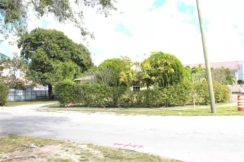 Other - 685 SE 9th Ave, Hialeah, FL 33010 photo 5 of 6