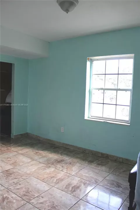 Bedroom - 685 SE 9th Ave, Hialeah, FL 33010 photo 2 of 3