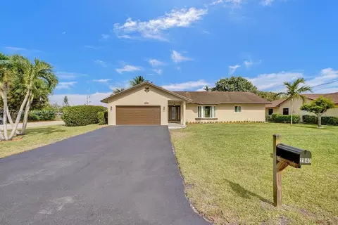 2840 NW 112th Ter, Plantation, FL 33323