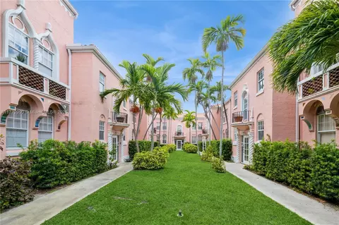 756 Meridian Ave #11, Miami Beach, FL 33139