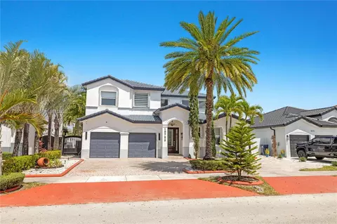 15723 SW 60th St, Miami, FL 33193