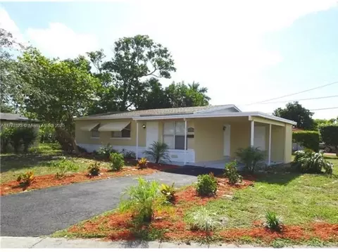 570 NW 18th St, Pompano Beach, FL 33060