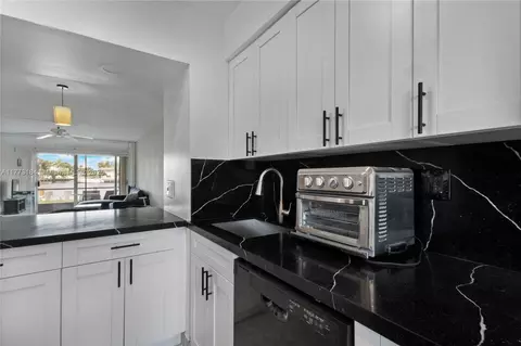 750 Pine Dr #3, Pompano Beach, FL 33060 photo 6