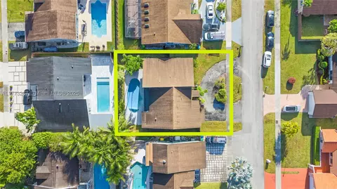 13921 SW 109th St, Miami, FL 33186