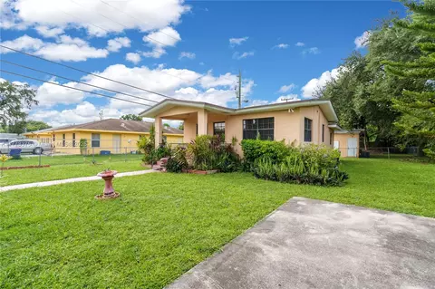 2041 NW 100th St, Miami, FL 33147