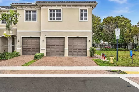 2714 SW 81st Ter #2700, Miramar, FL 33025