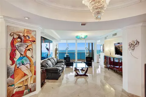 19111 Collins Ave #2905, Sunny Isles Beach, FL 33160
