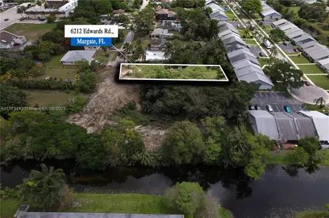 6212 Edwards Rd, Margate, FL 33063 photo 7