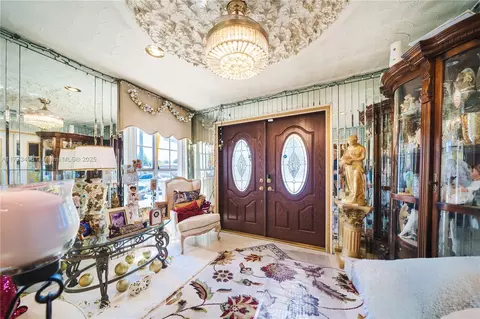 Entry Way - 85 NW 165th St, Miami, FL 33169 photo 1 of 2