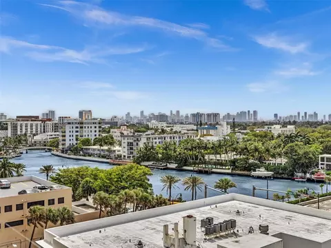 2625 Collins Ave #909, Miami Beach, FL 33140