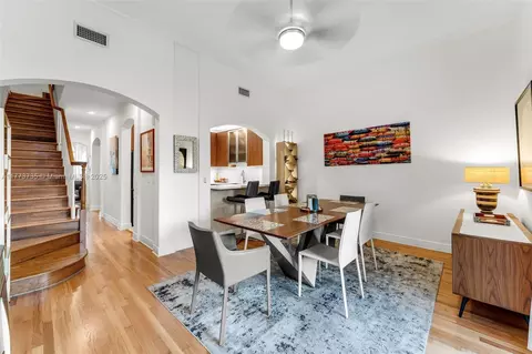 443 Coral Way #A-10, Coral Gables, FL 33134