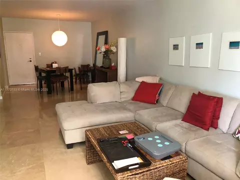 800 West Ave #336, Miami Beach, FL 33139