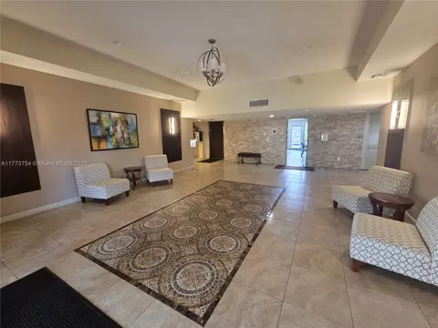 200 Diplomat Pkwy #719, Hallandale Beach, FL 33009