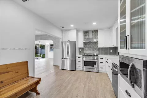 Other - 5354 W 9th Ave, Hialeah, FL 33012 photo 1 of 3