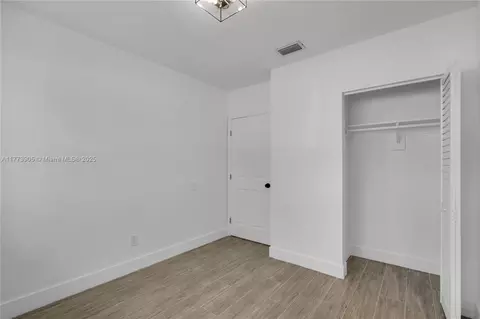 Bedroom - 5354 W 9th Ave, Hialeah, FL 33012 photo 2 of 7