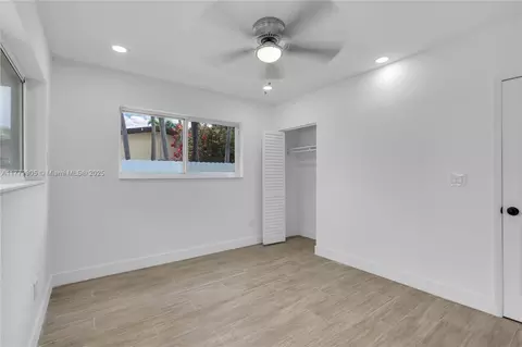 Bedroom - 5354 W 9th Ave, Hialeah, FL 33012 photo 4 of 7