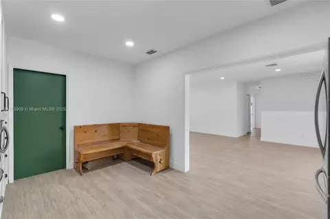 Entry Way - 5354 W 9th Ave, Hialeah, FL 33012 photo 1 of 1