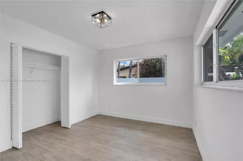 Bedroom - 5354 W 9th Ave, Hialeah, FL 33012 photo 6 of 7