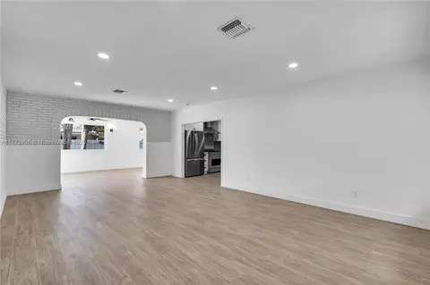 Living - 5354 W 9th Ave, Hialeah, FL 33012 photo 1 of 6