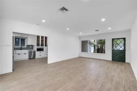 Living - 5354 W 9th Ave, Hialeah, FL 33012 photo 2 of 6
